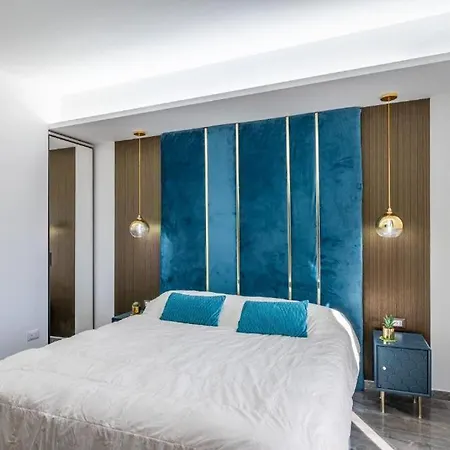 Luxury Penthouse Sea View With Terrace شقة جيارديني ناكسوس