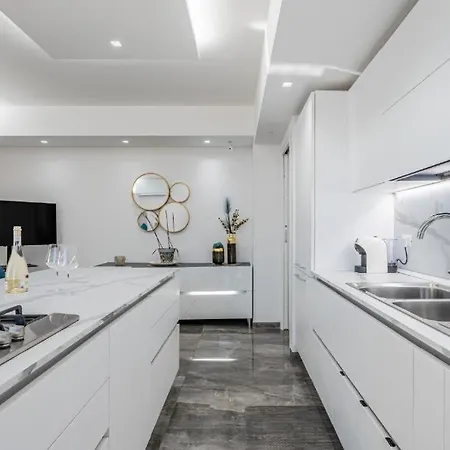 Luxury Penthouse Sea View With Terrace 贾迪尼-纳克索斯