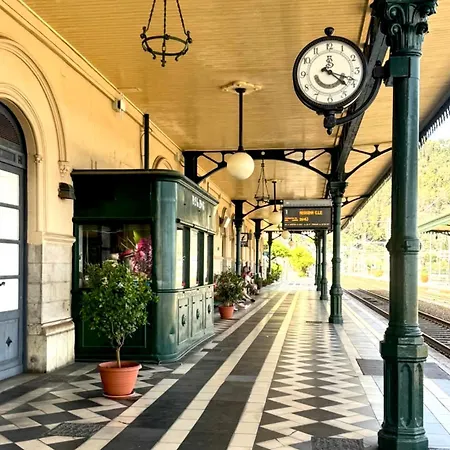 Luxury Penthouse Sea View With Terrace Апартаменти Джардіні-Наксос