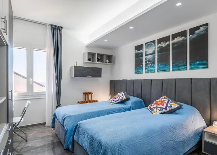 Luxury Penthouse Sea View With Terrace Apartment *